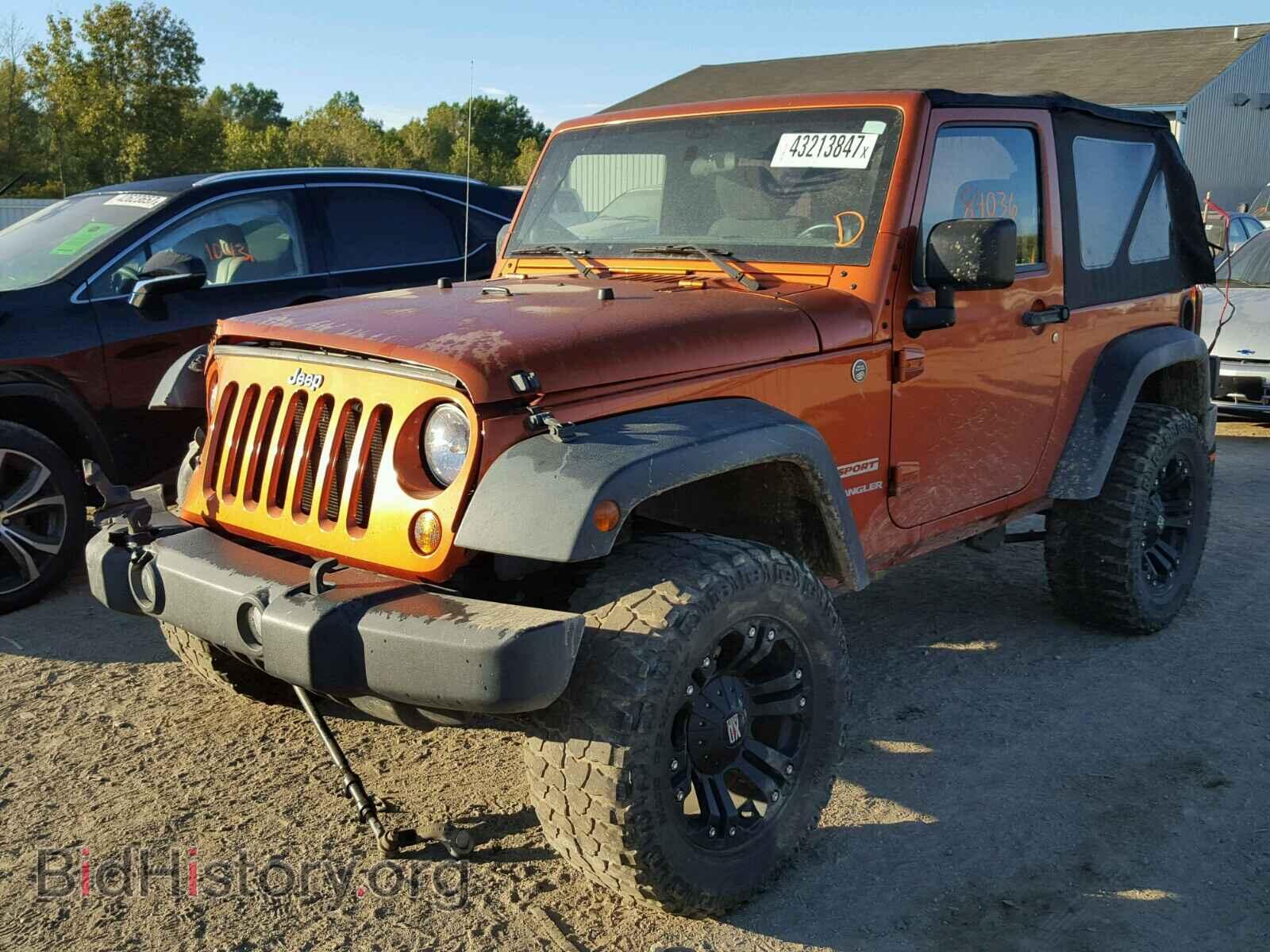 2011 JEEP WRANGLER - VIN: 1J4AA2D15BL513403 - Фото 2