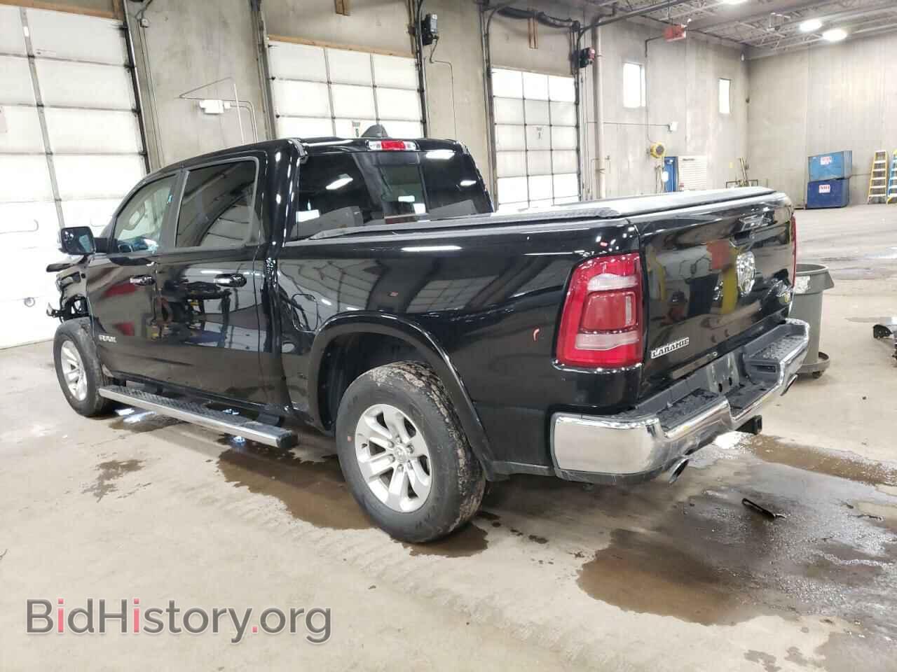 2020 RAM 1500 - VIN: 1C6SRFJT8LN380830 - Фото 2