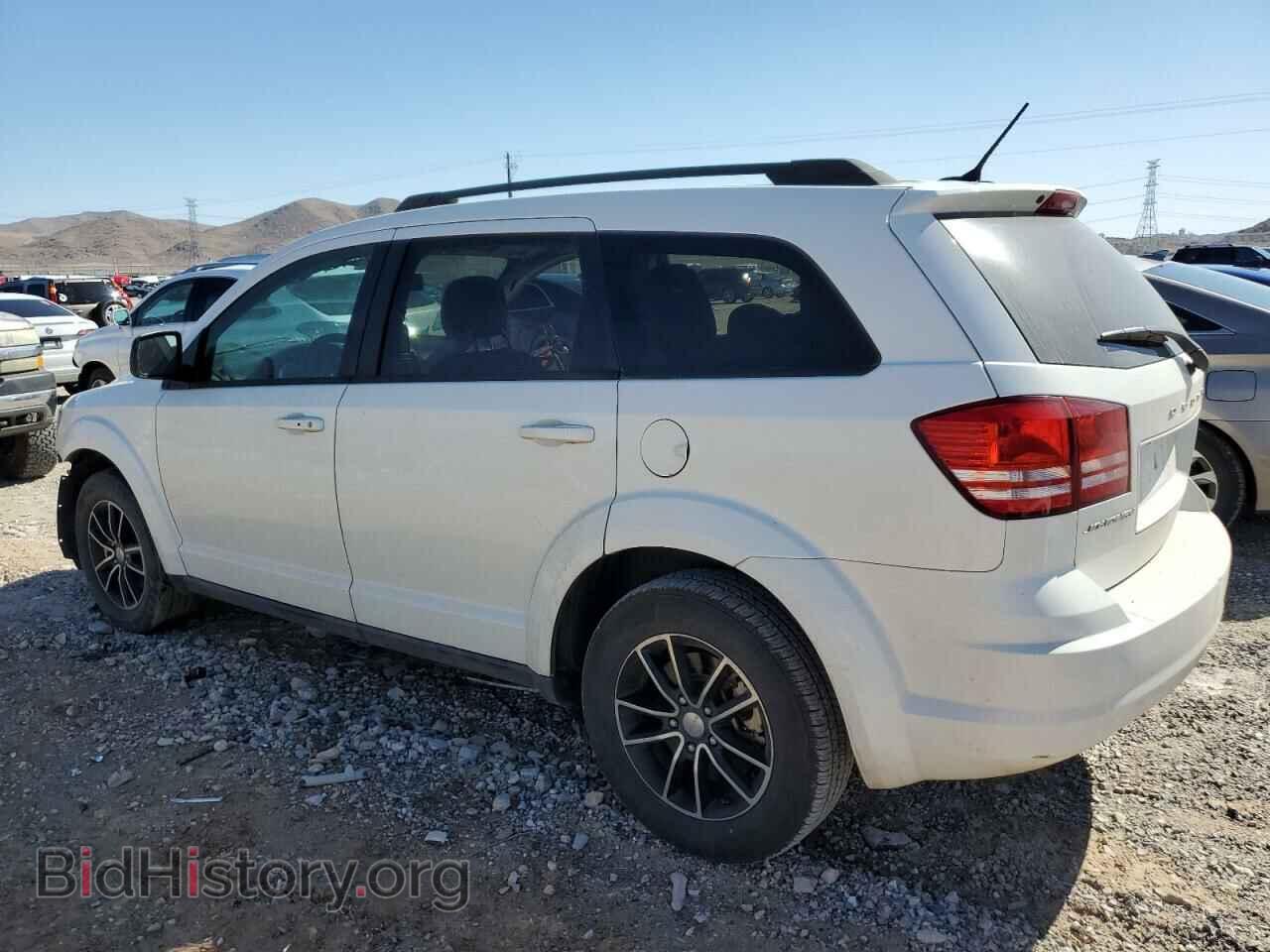 2017 DODGE JOURNEY - VIN: 3C4PDCAB1HT573928 - Фото 2