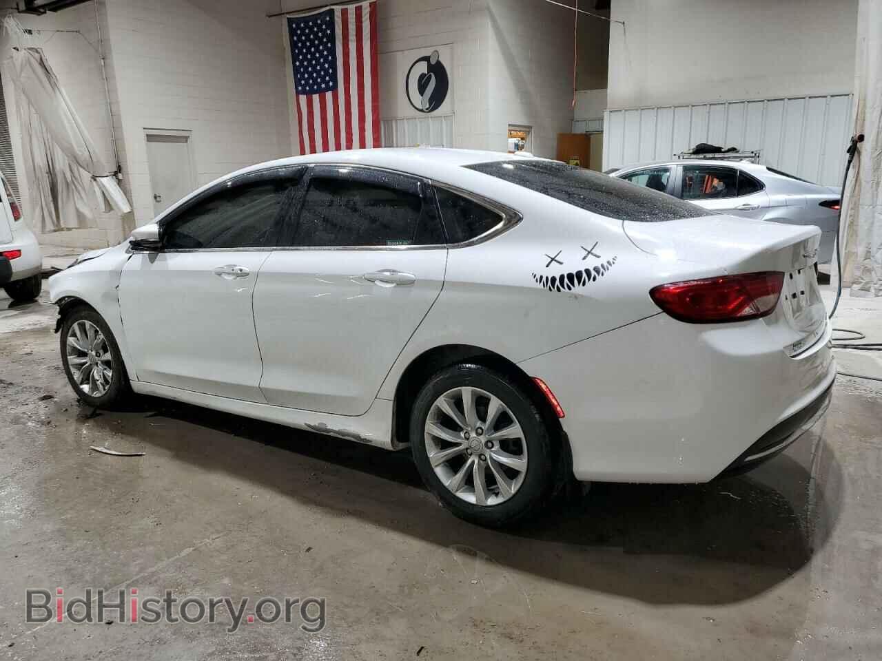 2015 CHRYSLER 200 - VIN: 1C3CCCCBXFN607073 - Фото 2
