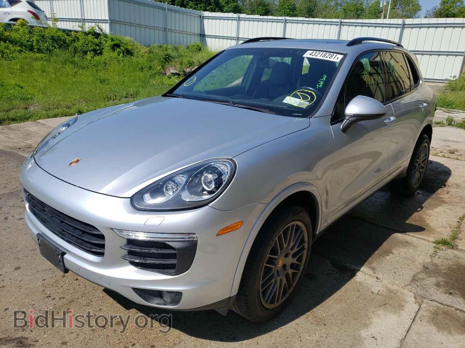 2017 PORSCHE CAYENNE - VIN: WP1AA2A25HKA86806 - Фото 2