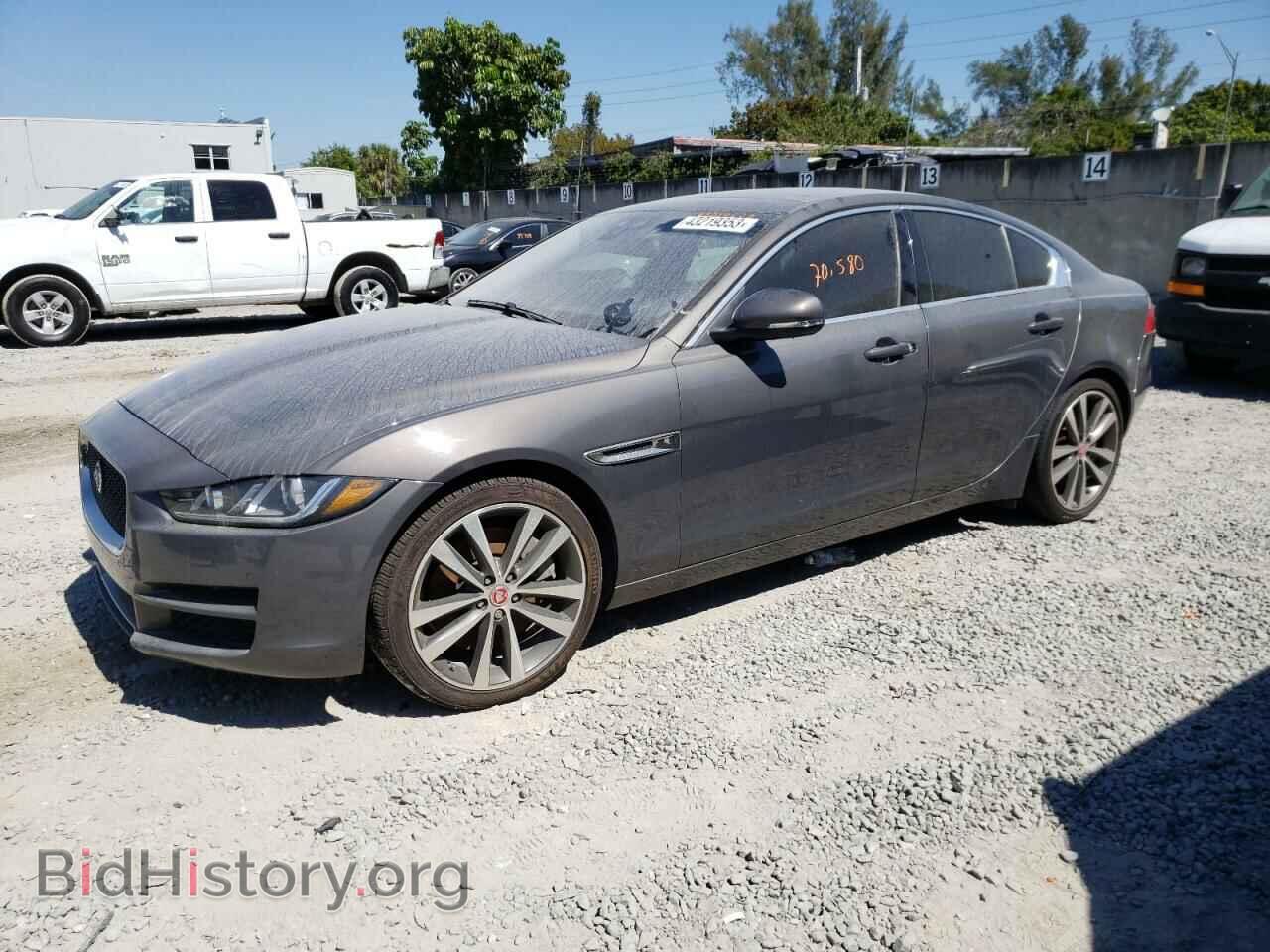 Photo SAJAE4BVXHA975845 - JAGUAR XE 2017