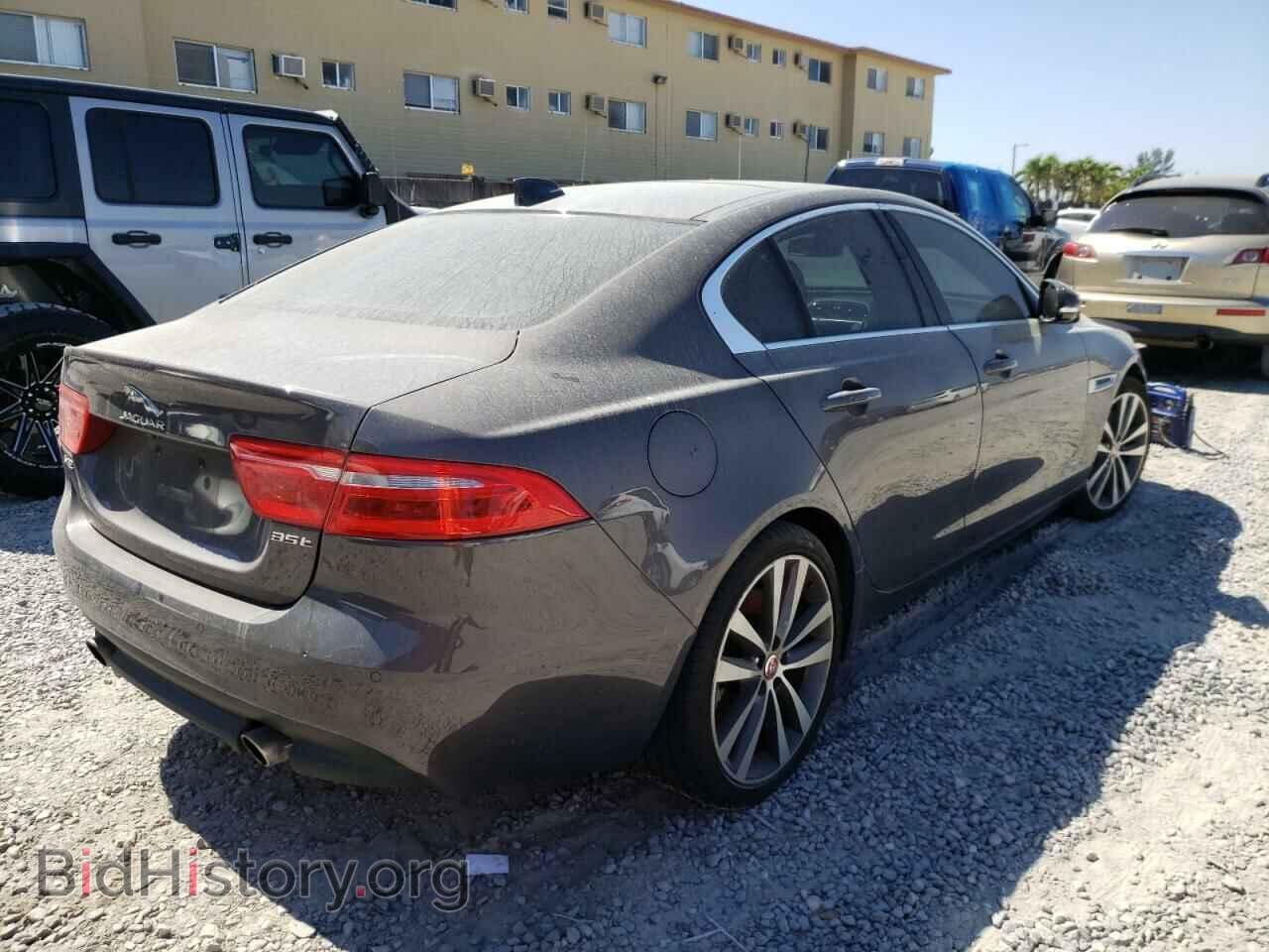2017 JAGUAR XE - VIN: SAJAE4BVXHA975845 - Фото 3