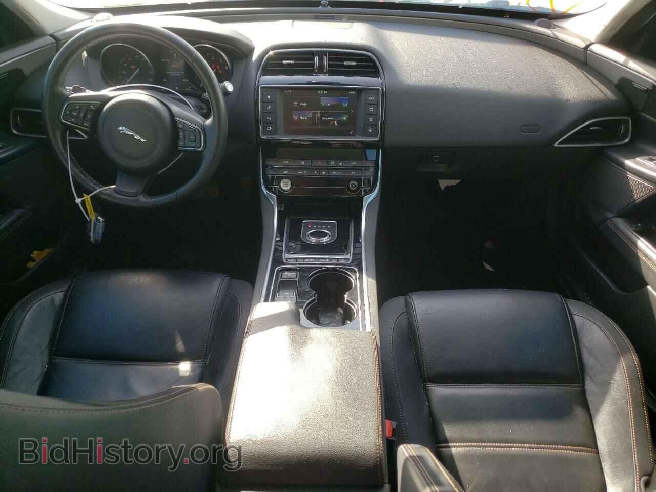 2017 JAGUAR XE - VIN: SAJAE4BVXHA975845 - Фото 8