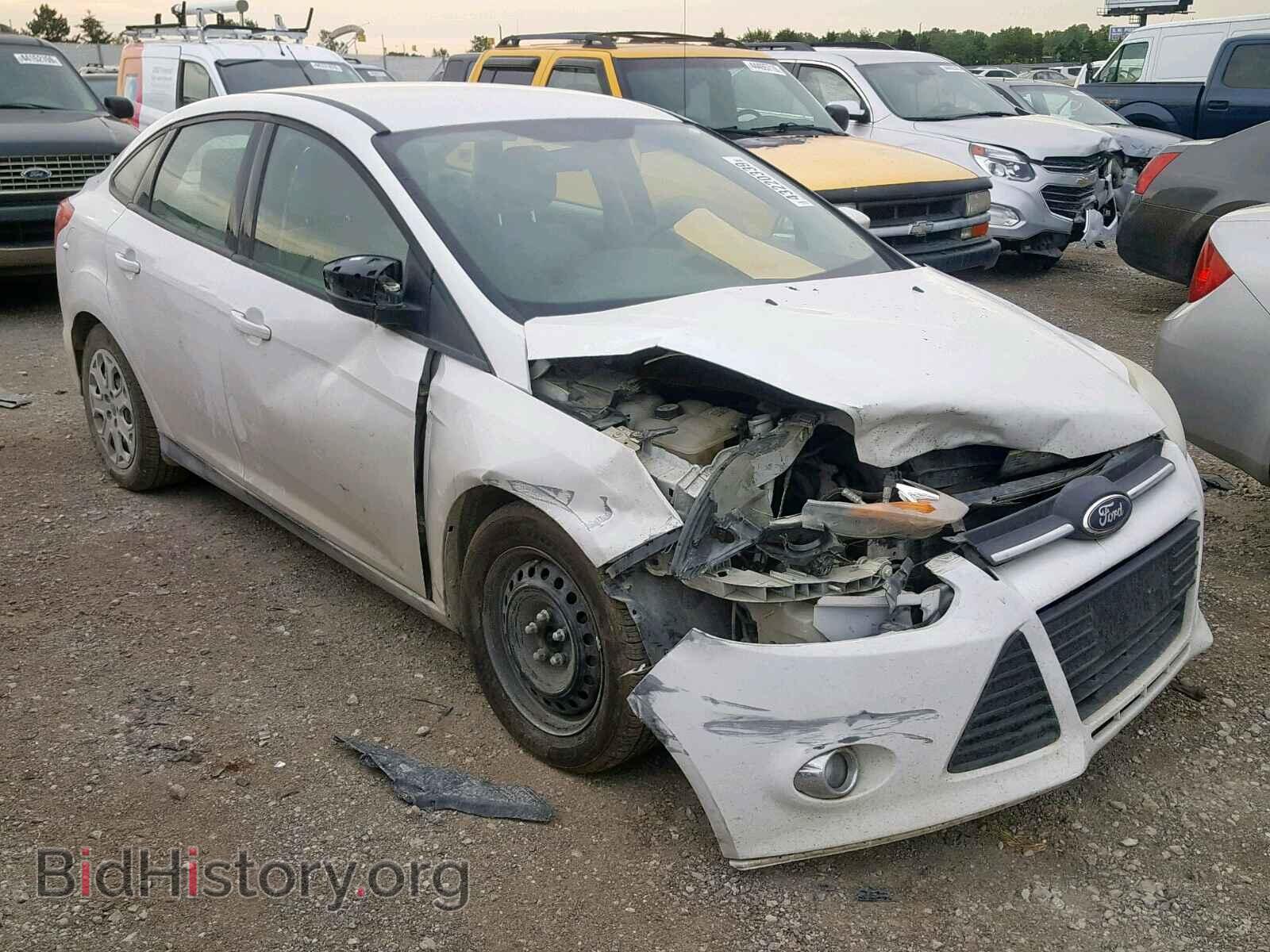 Photo 1FAHP3F25CL417504 - FORD FOCUS SE 2012