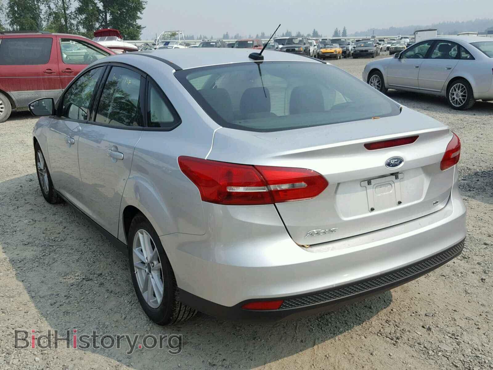 2017 FORD FOCUS - VIN: 1FADP3F27HL304420 - Photo 3