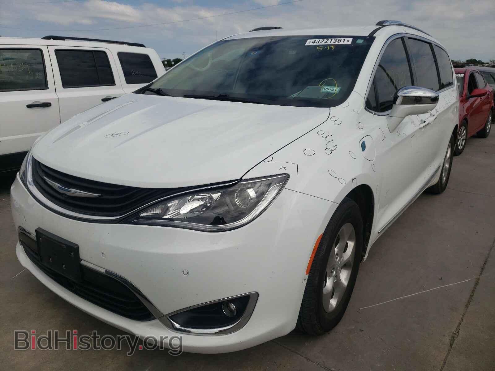 2018 CHRYSLER PACIFICA - VIN: 2C4RC1N72JR364566 - Фото 2