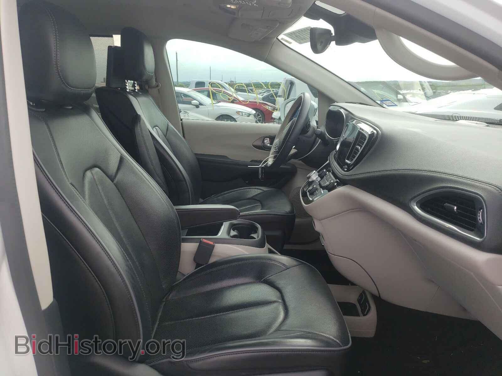 2018 CHRYSLER PACIFICA - VIN: 2C4RC1N72JR364566 - Фото 5
