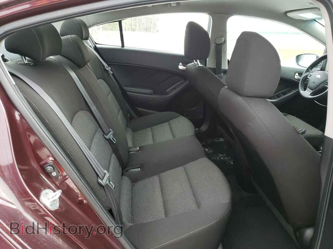 2017 KIA FORTE - VIN: 3KPFK4A76HE038469 - Фото 10