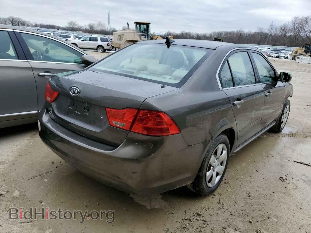 2010 KIA OPTIMA - VIN: KNAGG4A85A5437757 - Фото 3
