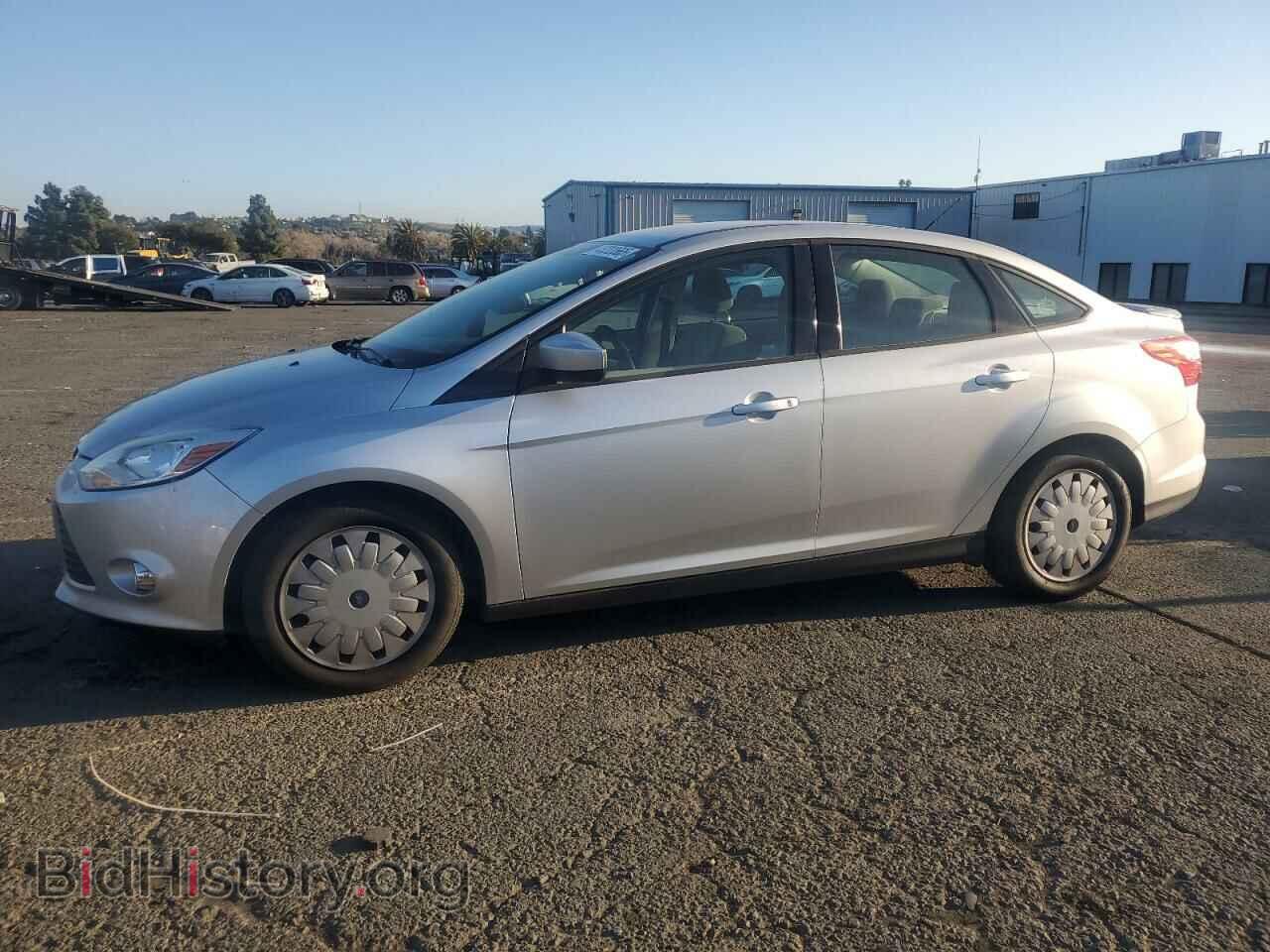 Фотография 1FAHP3F23CL302514 - FORD FOCUS 2012