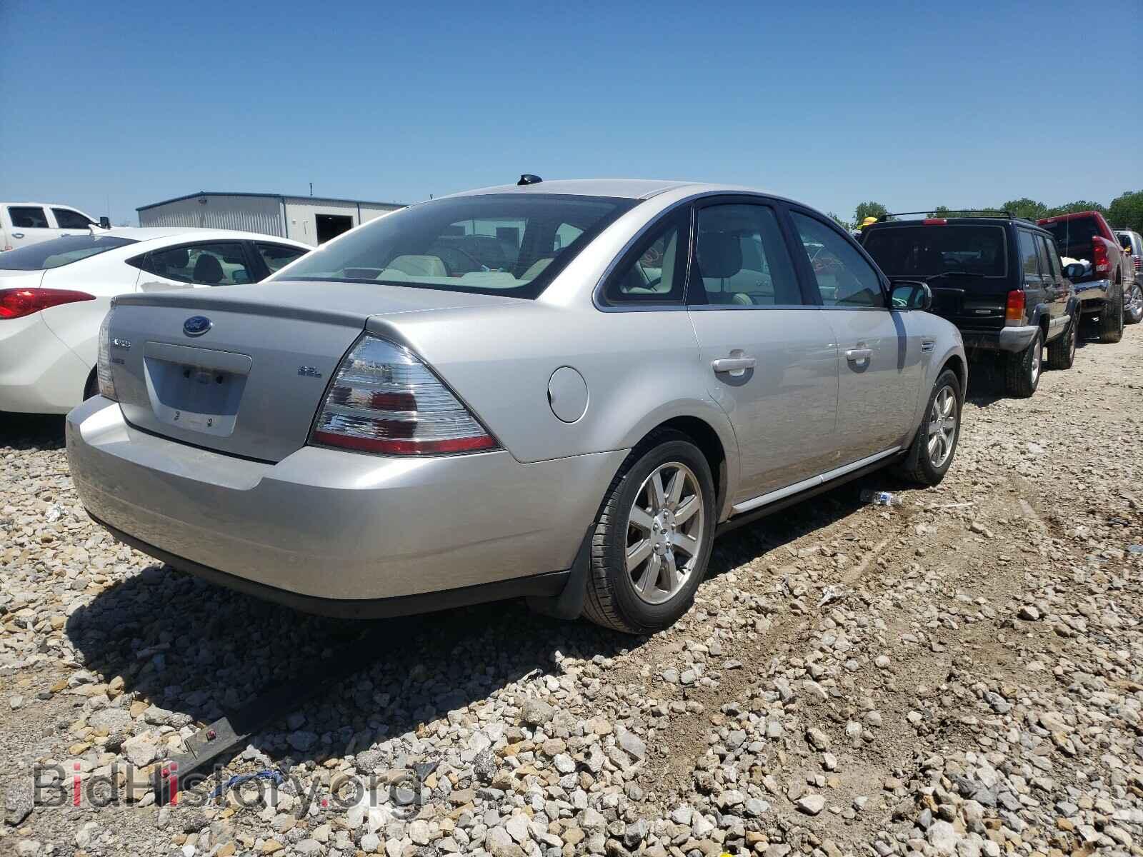 2008 FORD TAURUS - VIN: 1FAHP24W88G145157 - Фото 4