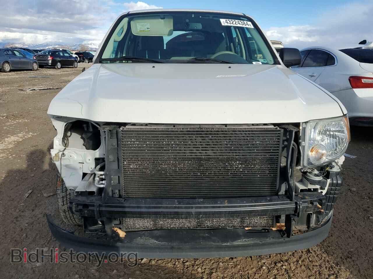 2011 FORD ESCAPE - VIN: 1FMCU0C76BKC52302 - Photo 5