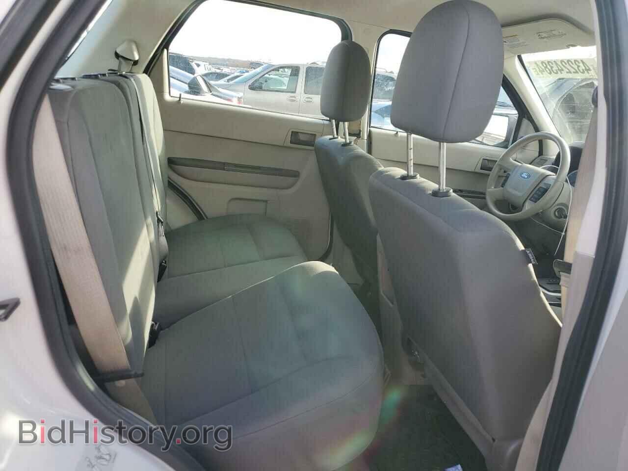 2011 FORD ESCAPE - VIN: 1FMCU0C76BKC52302 - Photo 10