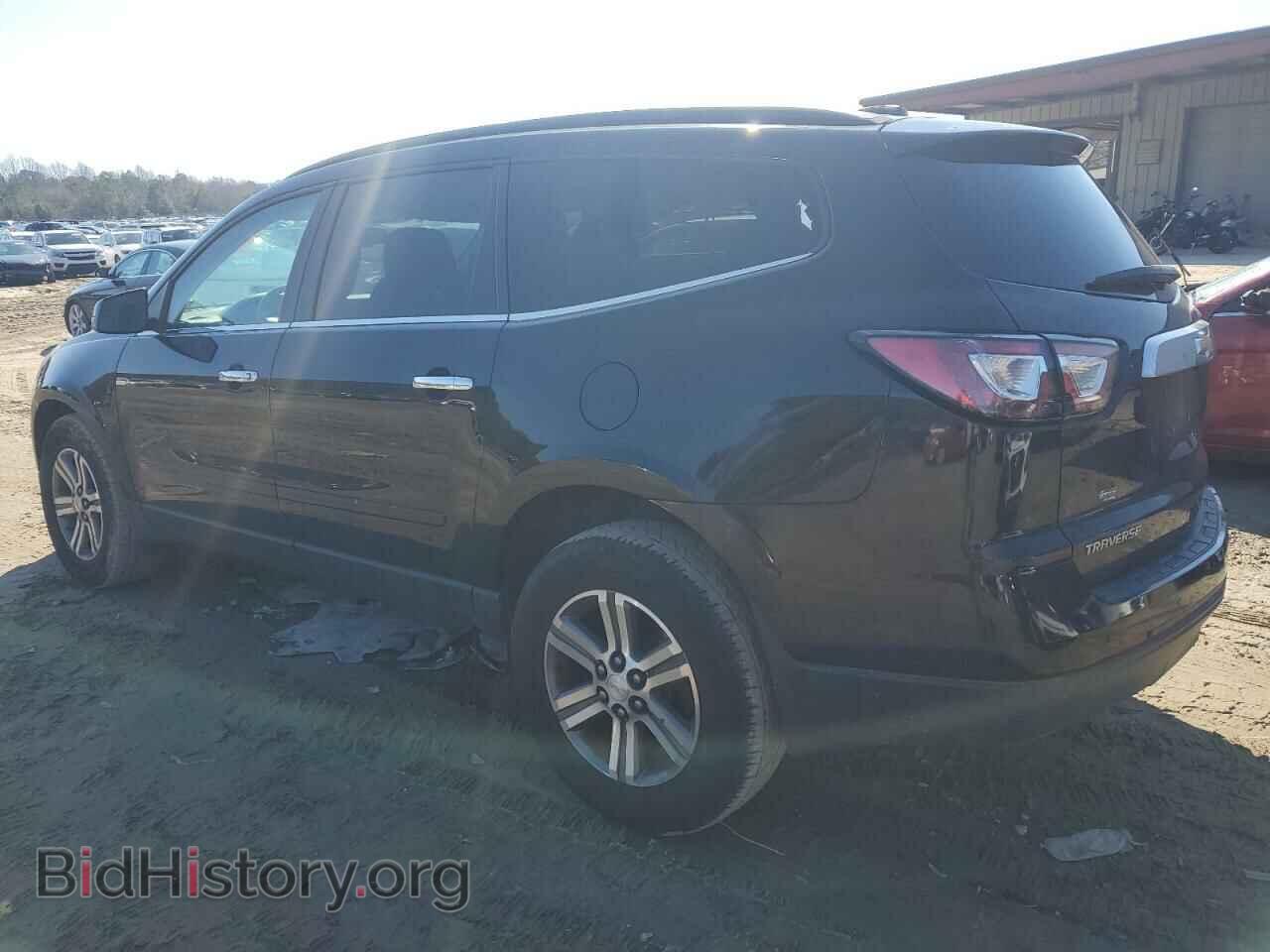 2017 CHEVROLET TRAVERSE - VIN: 1GNKRHKD4HJ167715 - Фото 2