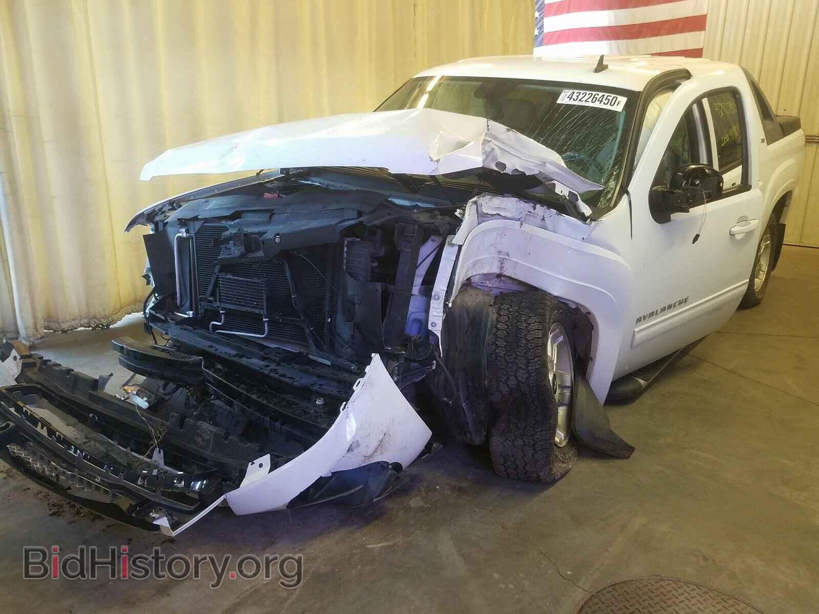 2010 CHEVROLET AVALANCHE - VIN: 3GNVKFE03AG226503 - Фото 2