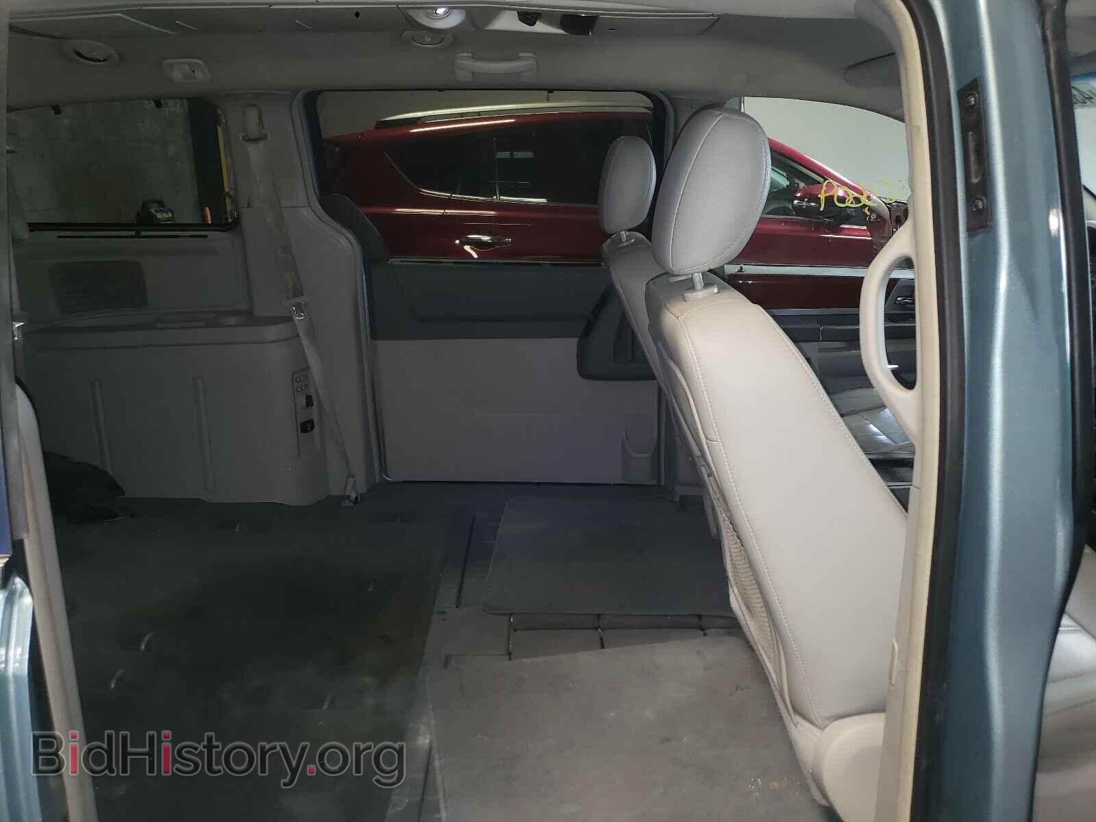 2009 CHRYSLER MINIVAN - VIN: 2A8HR54129R539997 - Фото 6