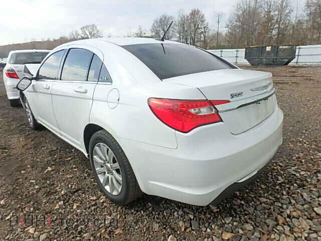 2012 CHRYSLER 200 - VIN: 1C3CCBBB1CN104393 - Фото 3