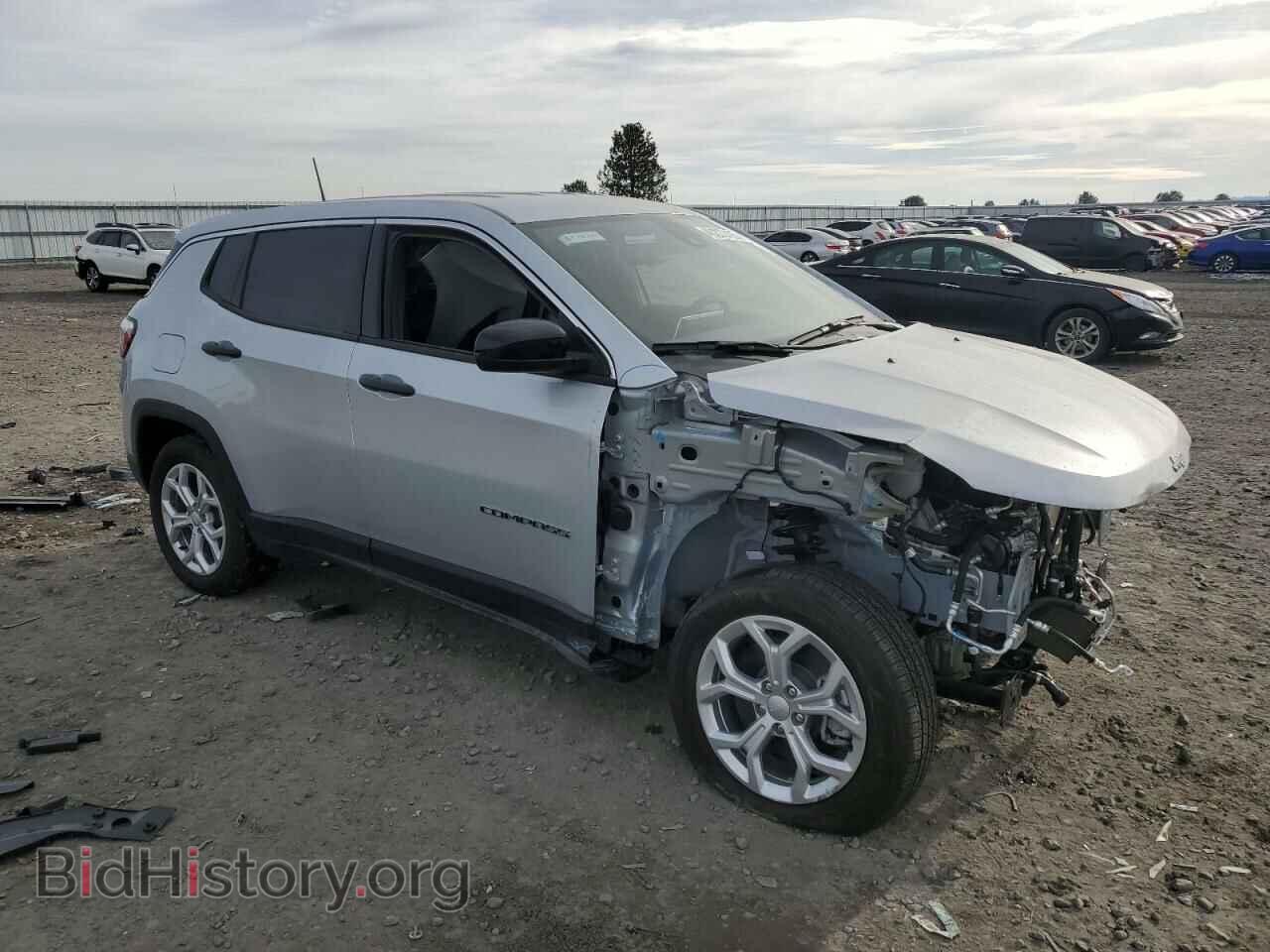2024 JEEP COMPASS - VIN: 3C4NJDAN9RT170300 - Фото 4