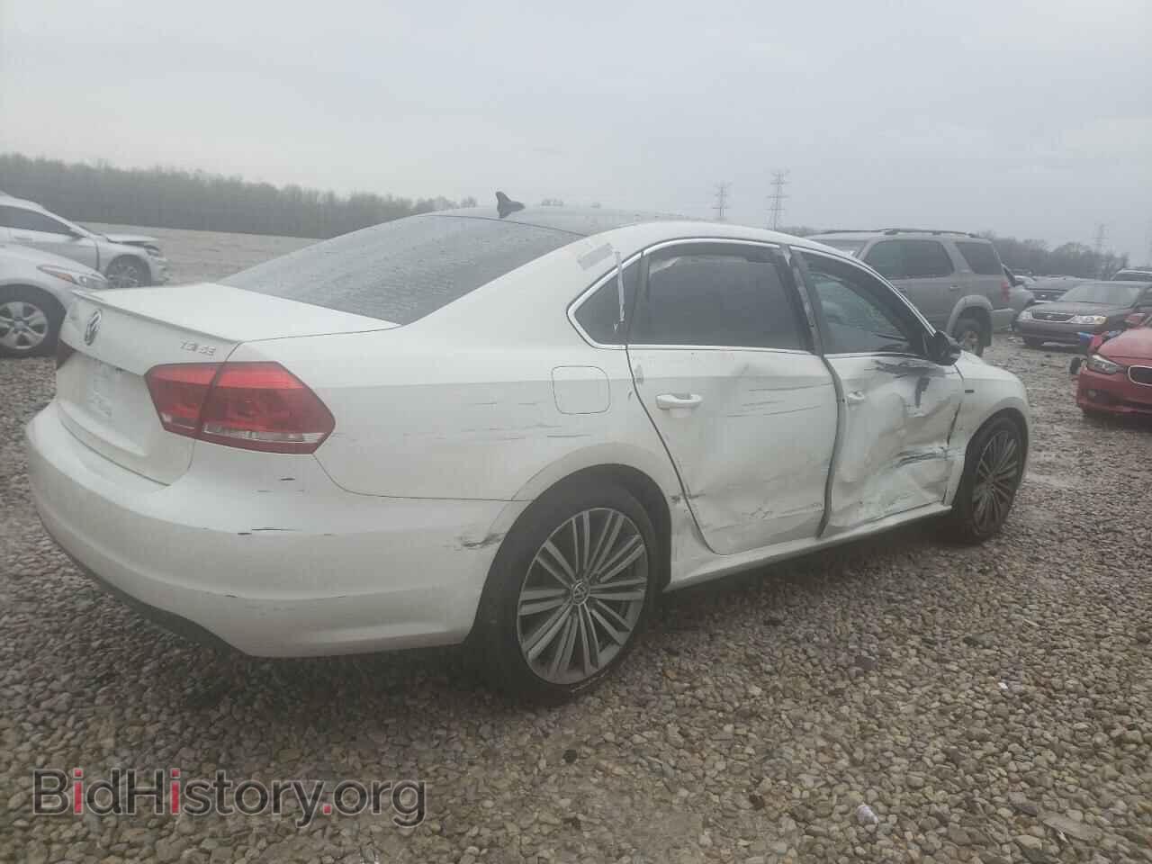 2015 VOLKSWAGEN PASSAT - VIN: 1VWBS7A32FC028603 - Фото 3