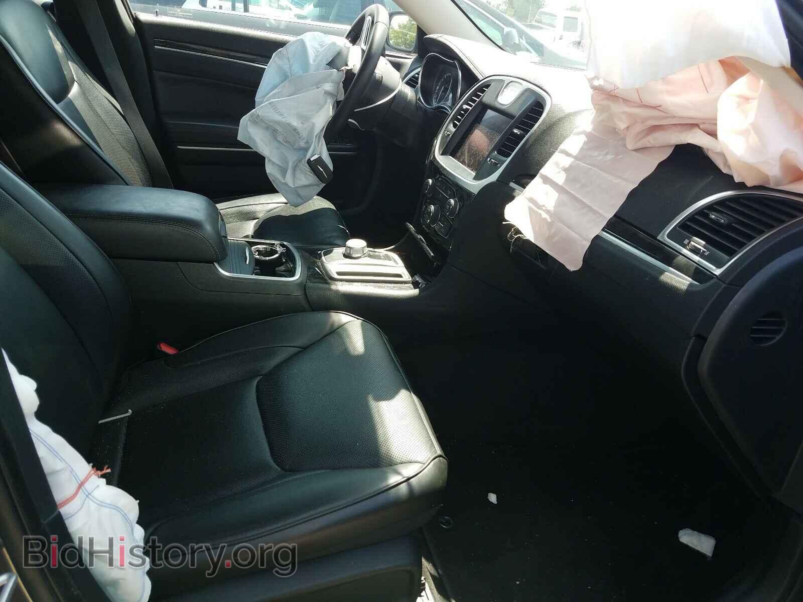 2019 CHRYSLER 300 - VIN: 2C3CCAEG6KH528256 - Photo 5