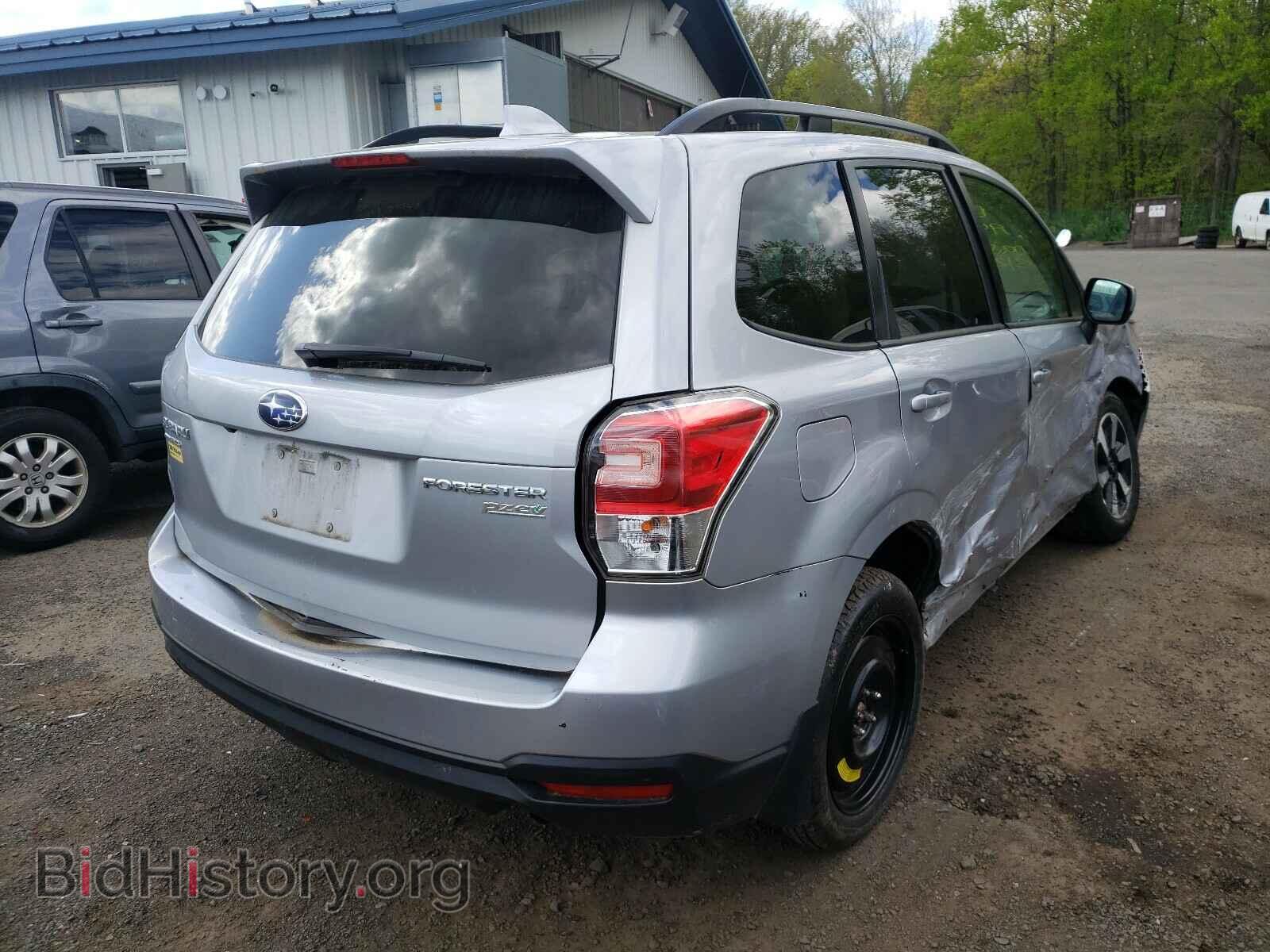 2017 SUBARU FORESTER - VIN: JF2SJAEC9HH594083 - Фото 4