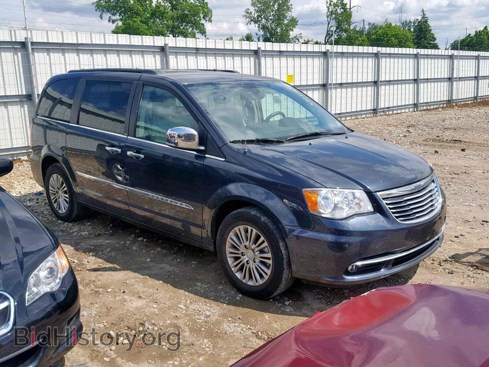 Фотография 2C4RC1CGXDR757593 - CHRYSLER TOWN & COU 2013
