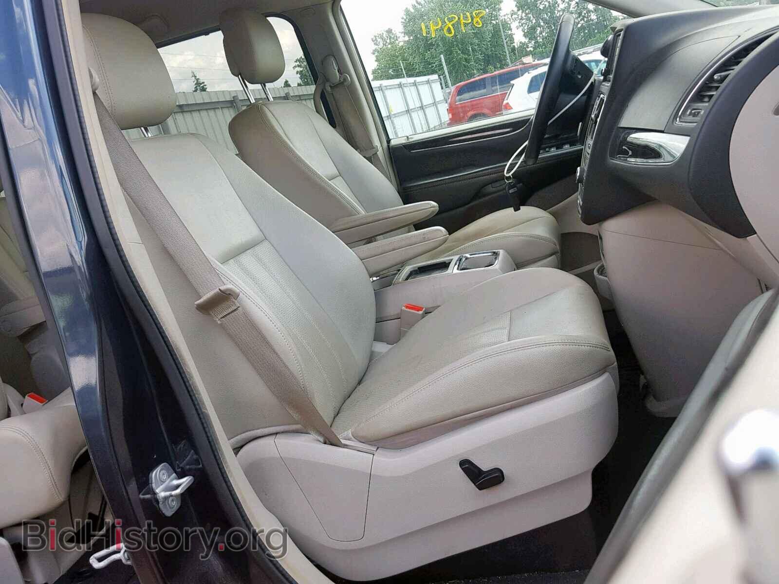 2013 CHRYSLER TOWN & COU - VIN: 2C4RC1CGXDR757593 - Фото 5
