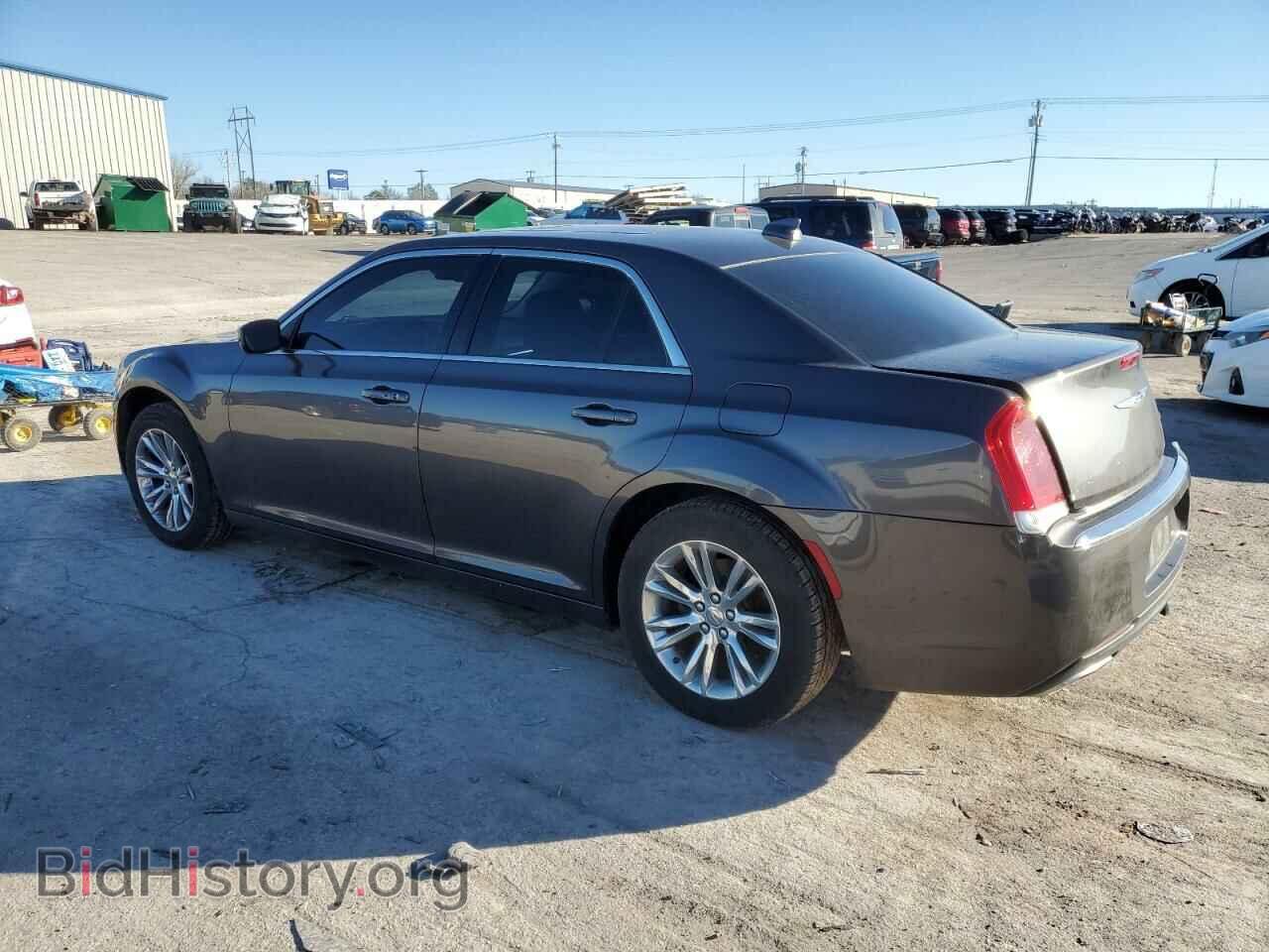 2017 CHRYSLER 300 - VIN: 2C3CCAAG8HH506595 - Фото 2