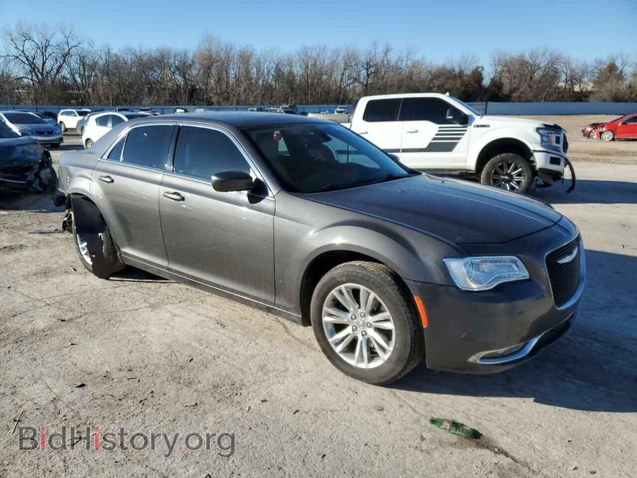 2017 CHRYSLER 300 - VIN: 2C3CCAAG8HH506595 - Фото 4