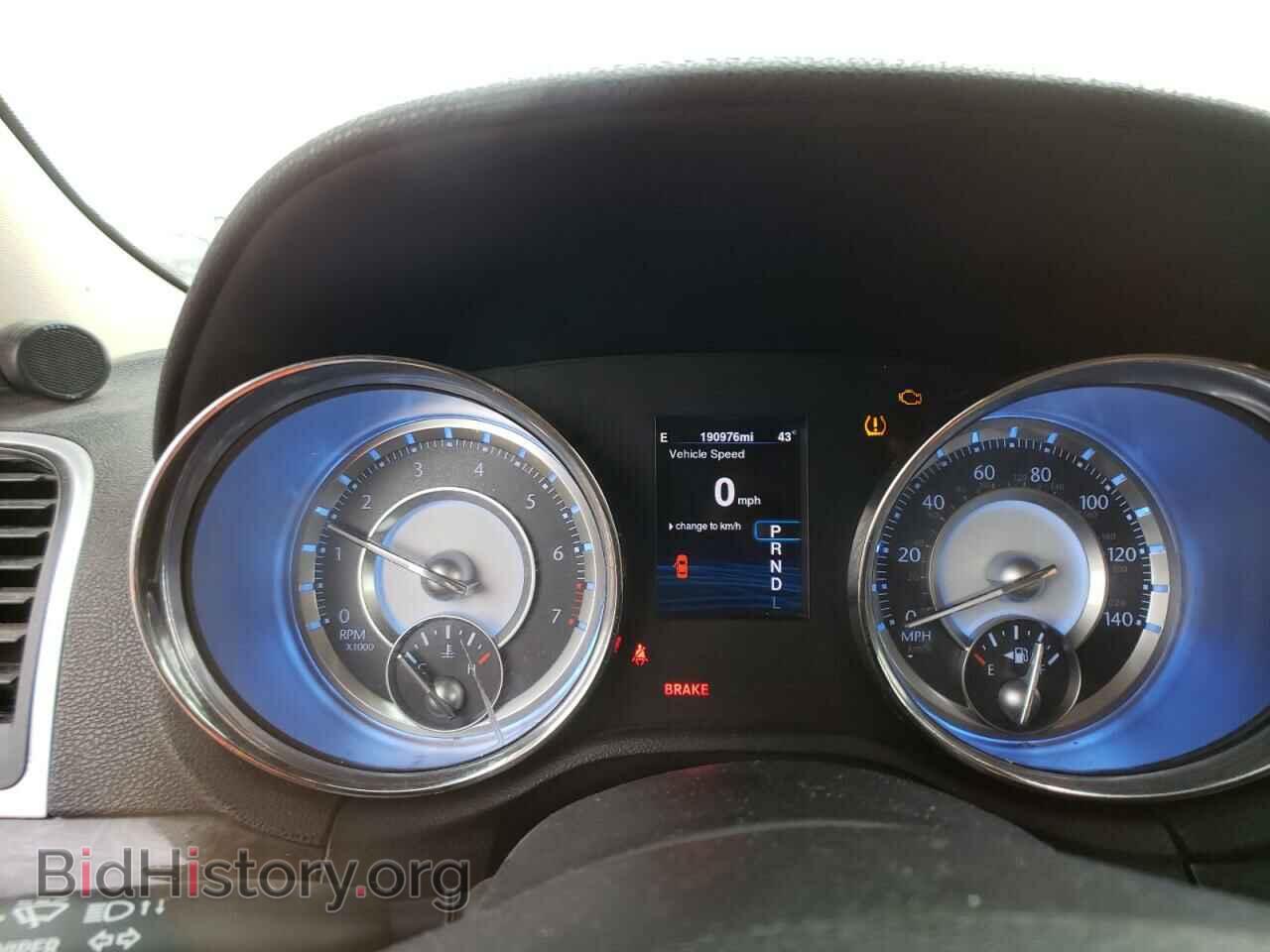 2014 CHRYSLER 300 - VIN: 2C3CCAAG8EH373638 - Фото 9