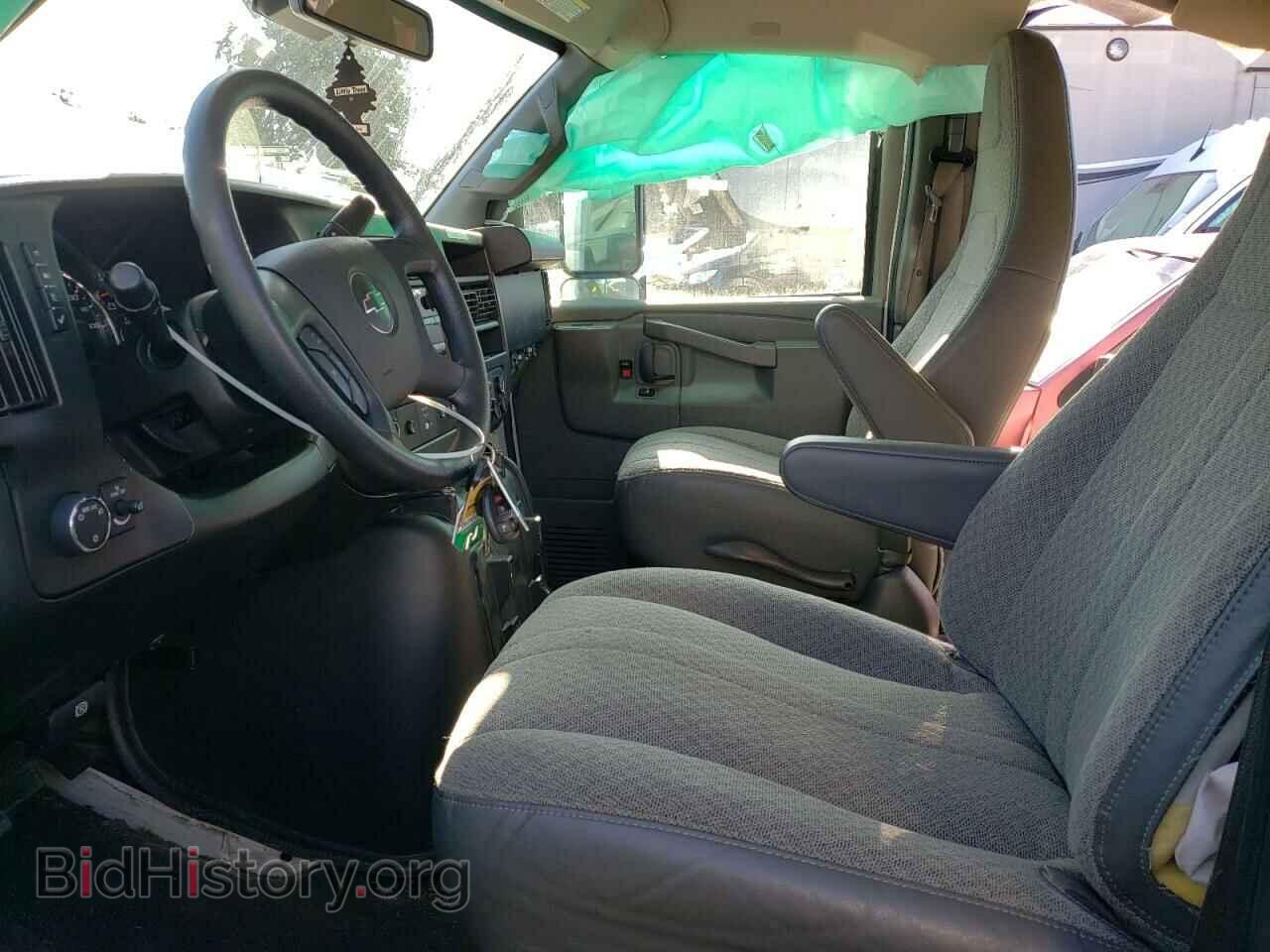 2019 CHEVROLET EXPRESS - VIN: 1GAZGPFG8K1247112 - Фото 7