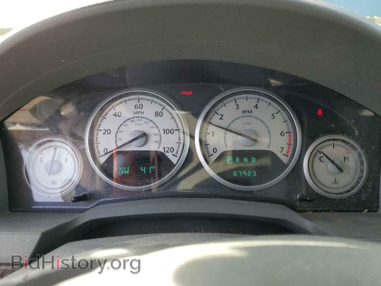 2010 CHRYSLER MINIVAN - VIN: 2A4RR2D17AR428810 - Photo 9