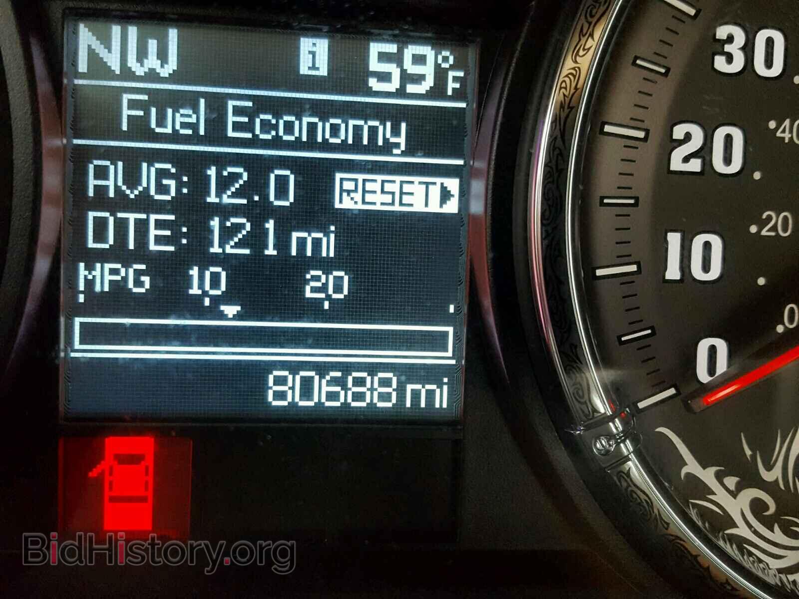 2011 DODGE RAM 1500 - VIN: 1D7RB1CT7BS592829 - Фото 8
