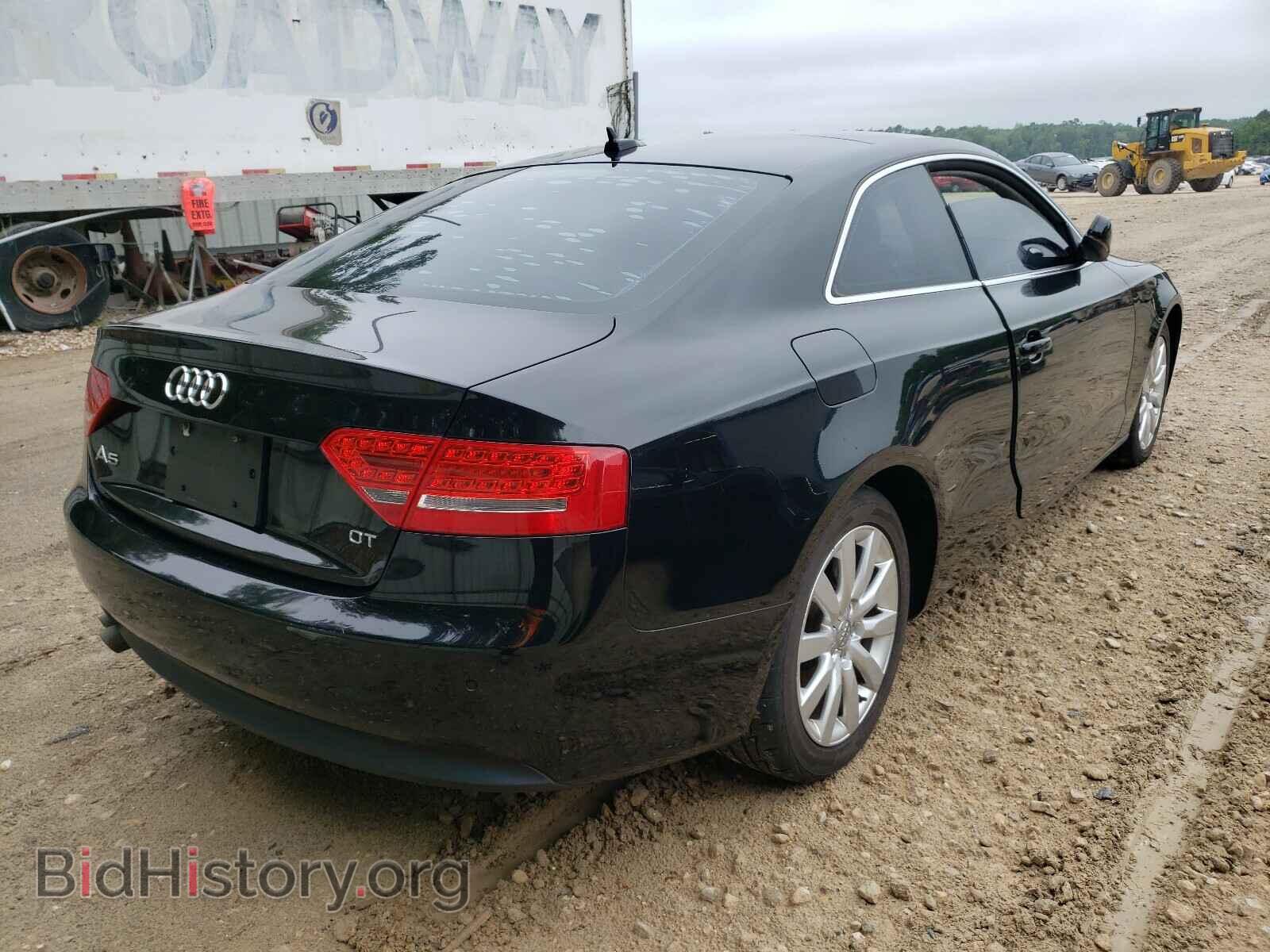 2010 AUDI A5 - VIN: WAULFAFR2AA023649 - Фото 4