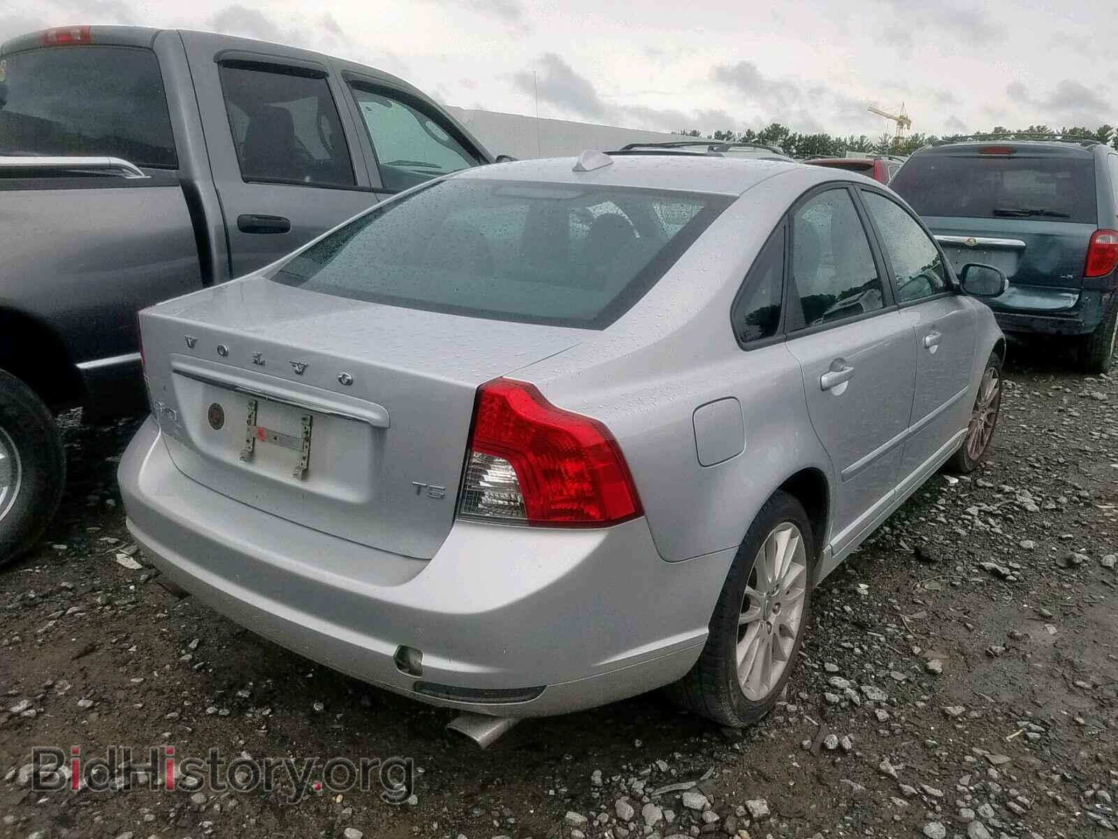 2011 VOLVO S40 - VIN: YV1672MS3B2536133 - Фото 4