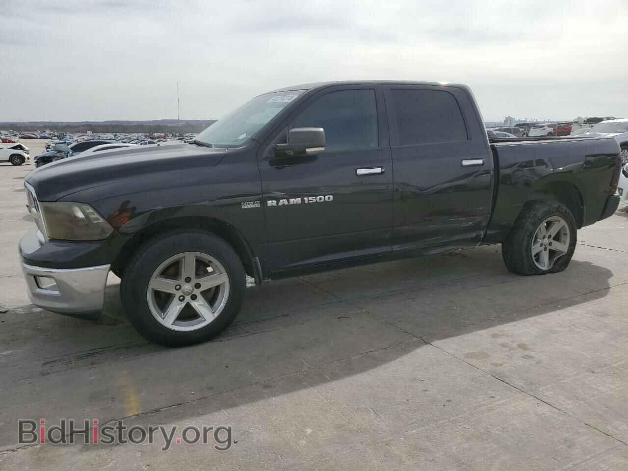 Photo 1D7RB1CT4BS611952 - DODGE All Models 2011