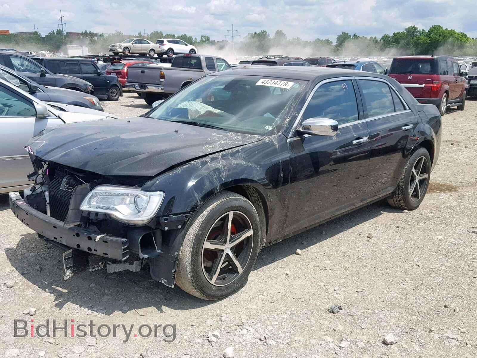 2015 CHRYSLER 300 - VIN: 2C3CCAEG4FH876823 - Фото 2
