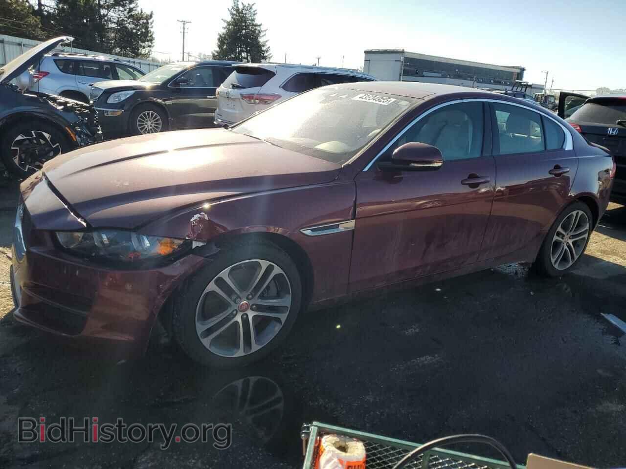 Photo SAJAJ4BV6HA972095 - JAGUAR XE 2017