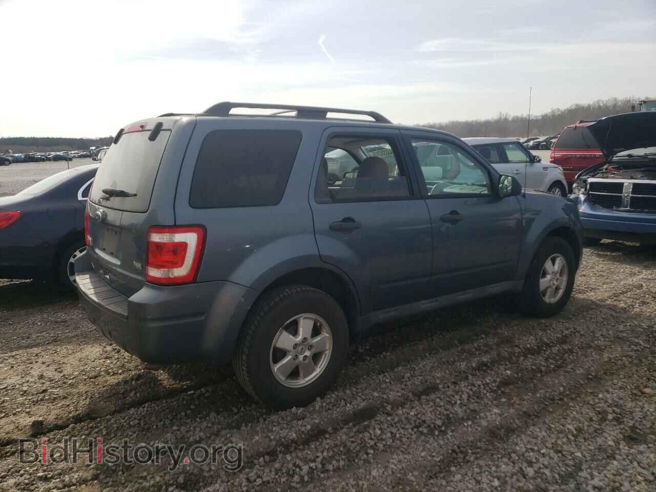 2011 FORD ESCAPE - VIN: 1FMCU0DG6BKC70037 - Фото 3