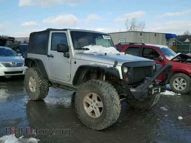 Photo 1J4FA24189L788067 - JEEP WRANGLER 2009