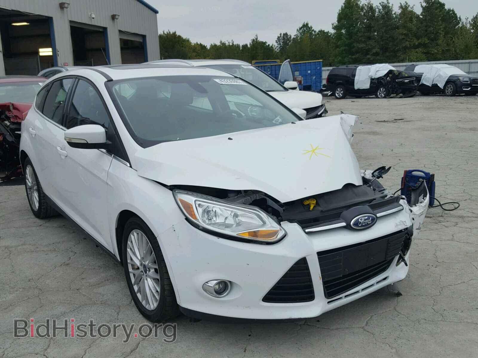 Photo 1FAHP3M28CL270128 - FORD FOCUS 2012