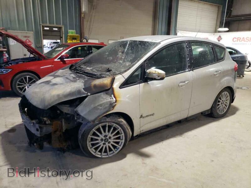2013 Ford CMAX SE (VIN 1FADP5AU6DL553080) — фото 1 из 12, Copart, повреждение: возгорание салона