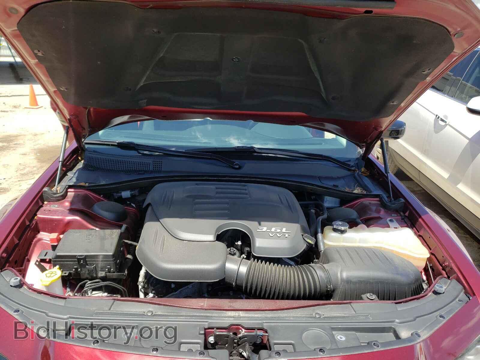 2019 CHRYSLER 300 - VIN: 2C3CCAAG0KH589883 - Фото 7