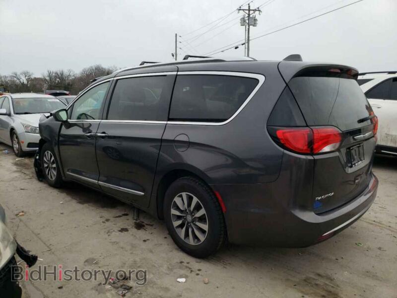 2020 Chrysler PACIFICA (VIN 2C4RC1EG8LR135408) — photo 2 of 13
