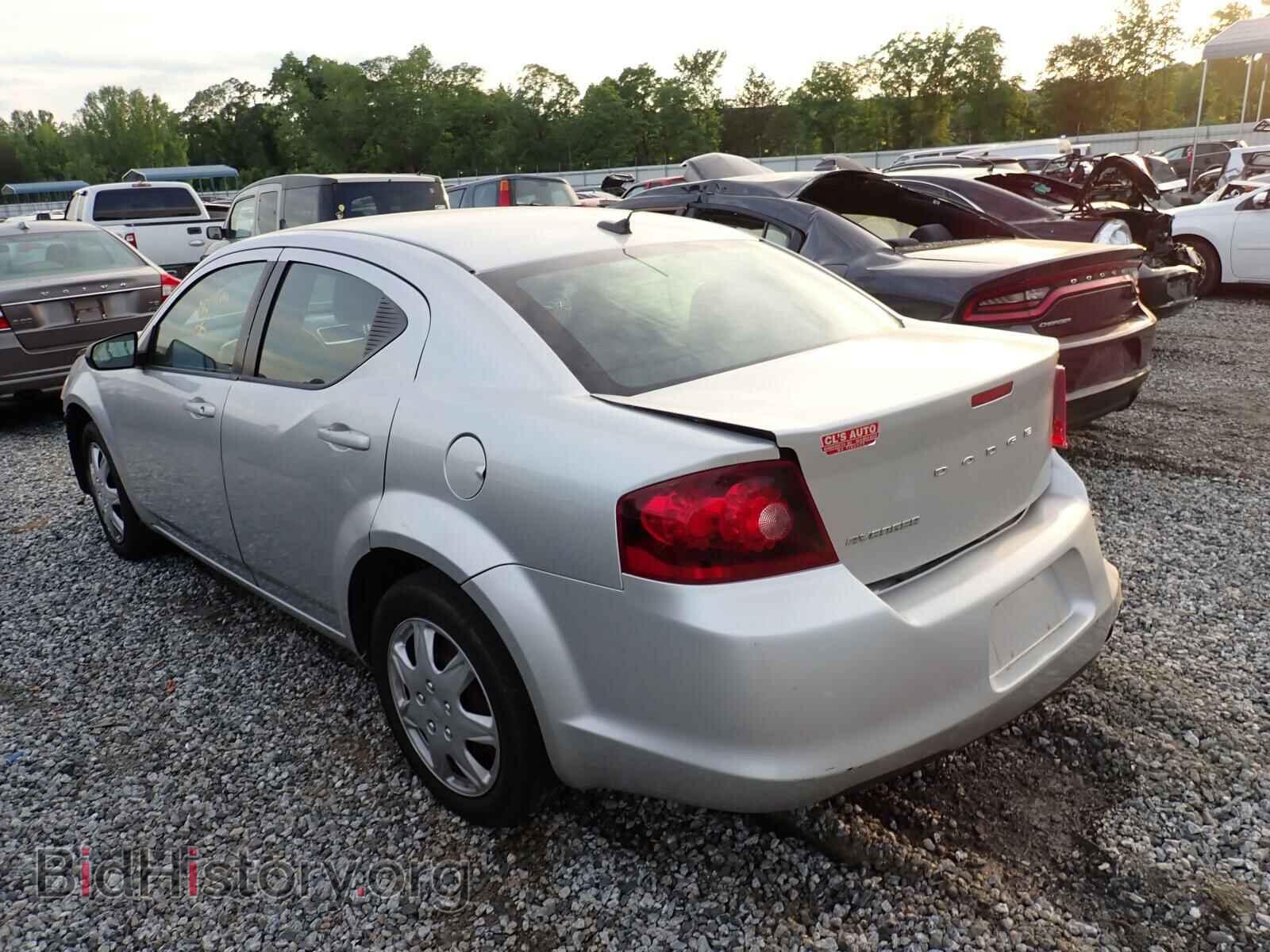 2011 DODGE AVENGER - VIN: 1B3BD4FB2BN608204 - Фото 3