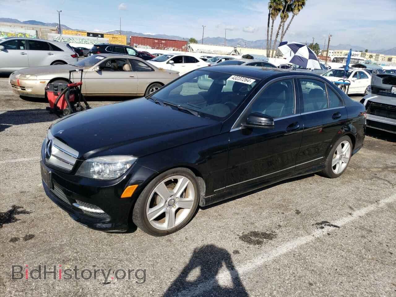 Photo WDDGF8BB5BR165511 - MERCEDES-BENZ C-CLASS 2011
