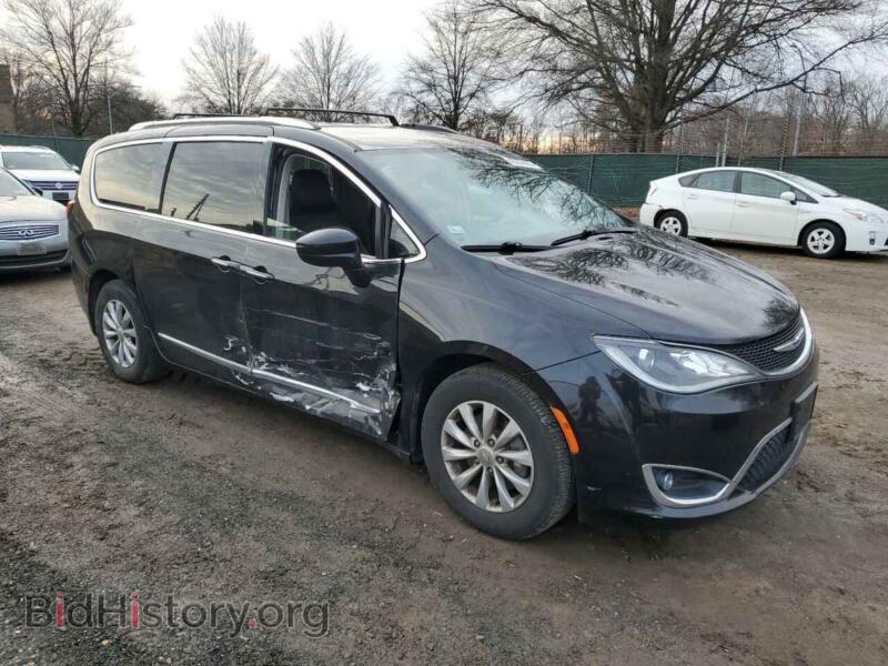 2018 Chrysler PACIFICA (VIN 2C4RC1BG4JR352827) — фото 4 из 13