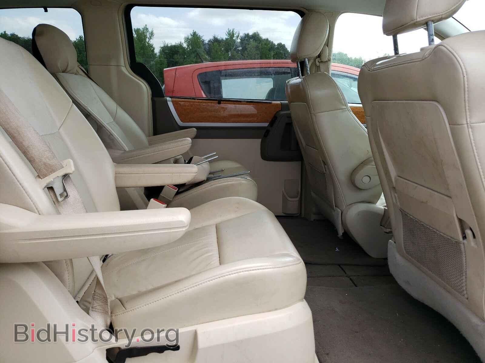 2008 CHRYSLER MINIVAN - VIN: 2A8HR64X78R149597 - Фото 6