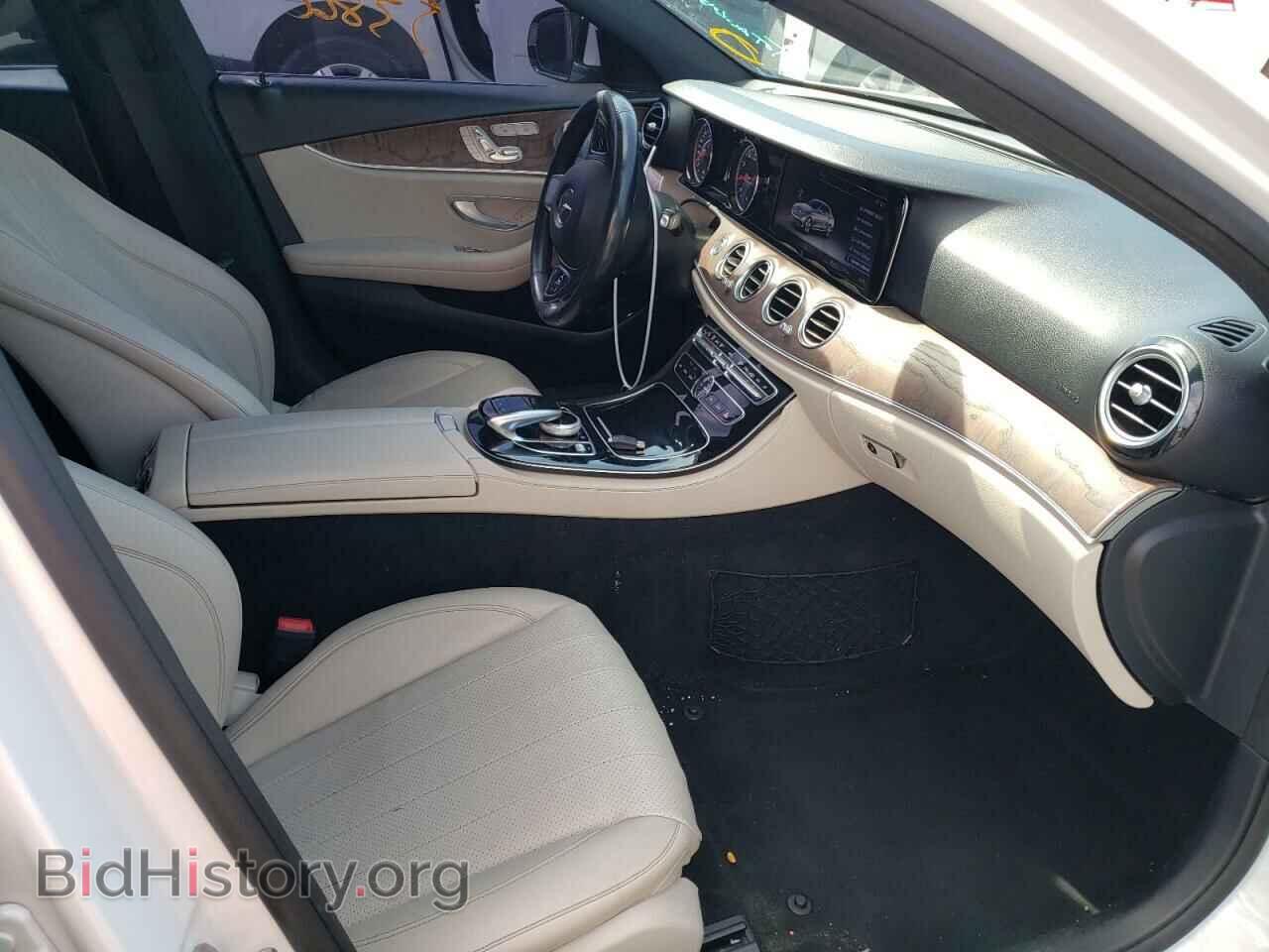 2017 MERCEDES-BENZ E-CLASS - VIN: WDDZF4JB4HA053132 - Фото 5